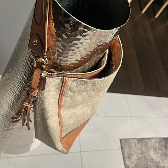 COPY - Sondra Roberts Squared coated linen summer hobo bag with tassel summer c… - Picture 5 of 17